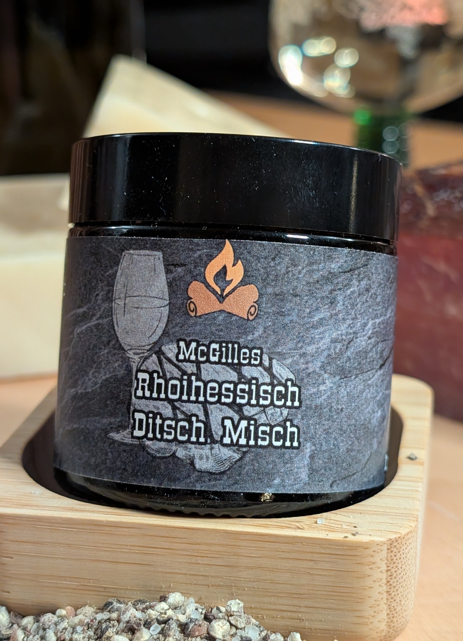 McGilles Rhoihessich Ditch Mich zum Grillen. Der perfekte Begleiter für die alltägliche Küche 